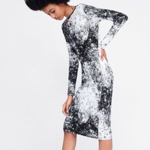 Zara Monochromatic abstract splatter print Long Sleeve Midi Dress black & white